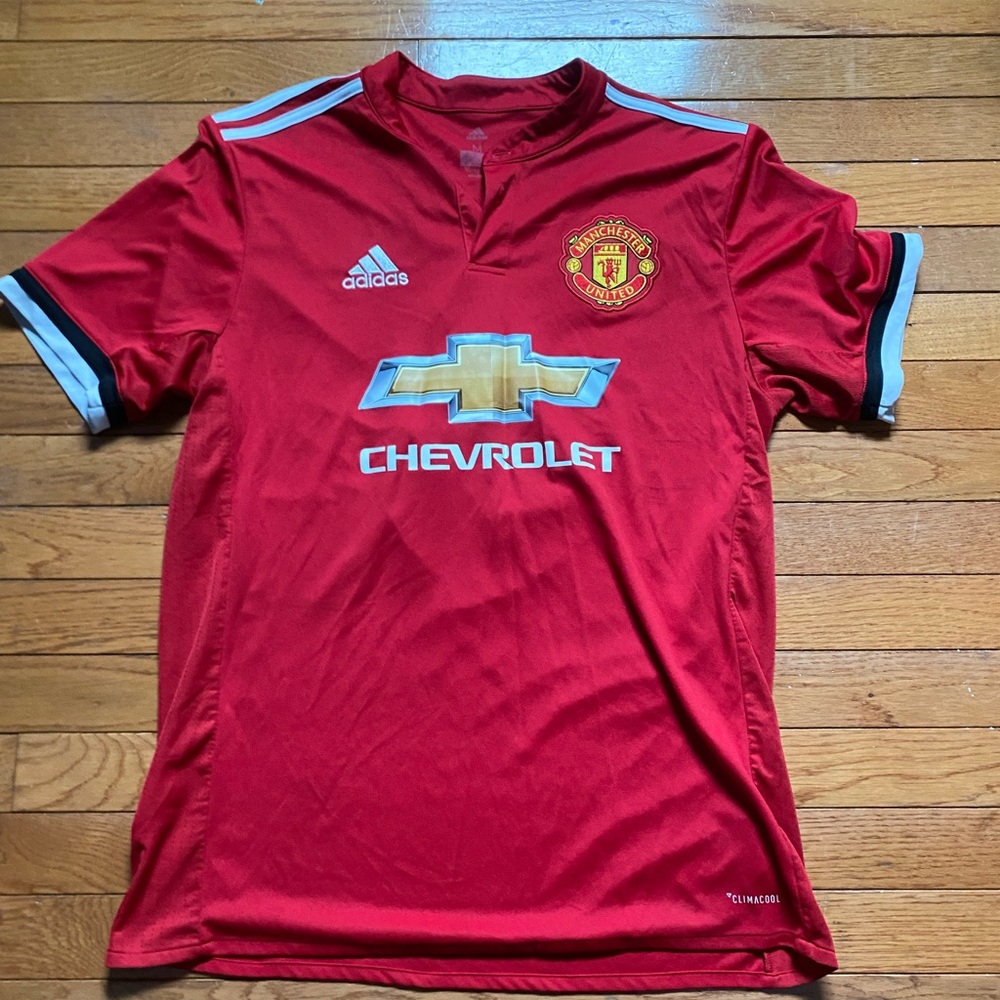 Paul Pogba Jersey - Picture 2 of 2